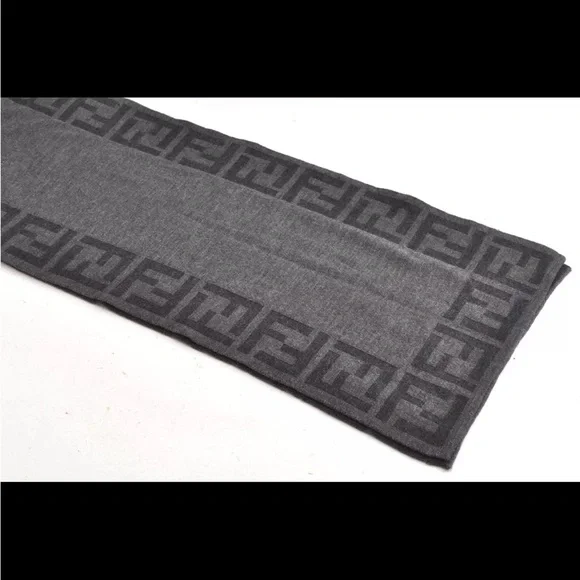 Authentic Fendi scarf Woolen Scarf - Picture 8 of 12
